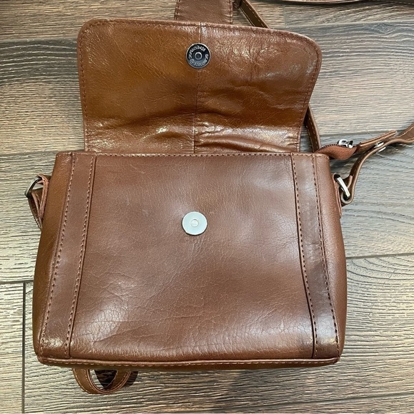 Ashwood Brown Leather Adjustable Crossbody Bag/Purse OS - Picture 8 of 15